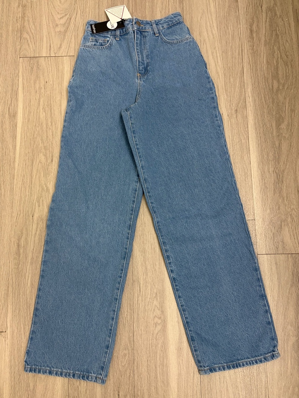 NWT Boohoo High Rise Dad Jeans